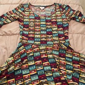 LuLaRoe Nicole in medium cassette unicorn 🦄